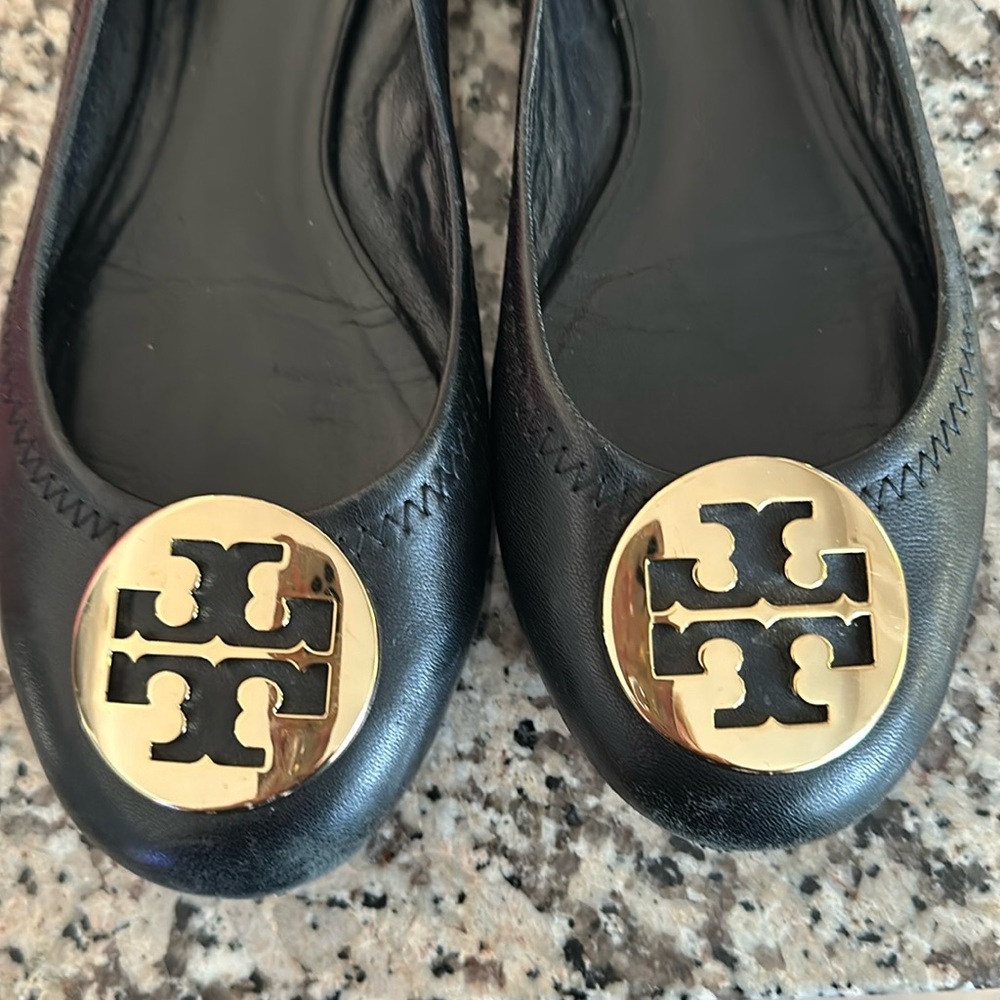 Iconic Tory Burch ballet slipper with gold Tory emblem